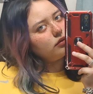 Meet your Posher, Carol